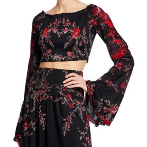 Anthropologie Tops - Anthrpologie Raga Midnight‎ Blossom Smocked Bell Sleeve Embroidered Crop Top XS